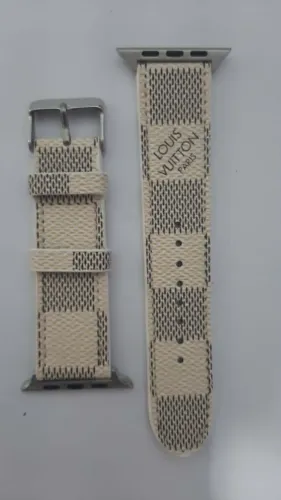 Pulseira smartwatch estampa Louis Vuitton couro sintético 38/40/41mm
