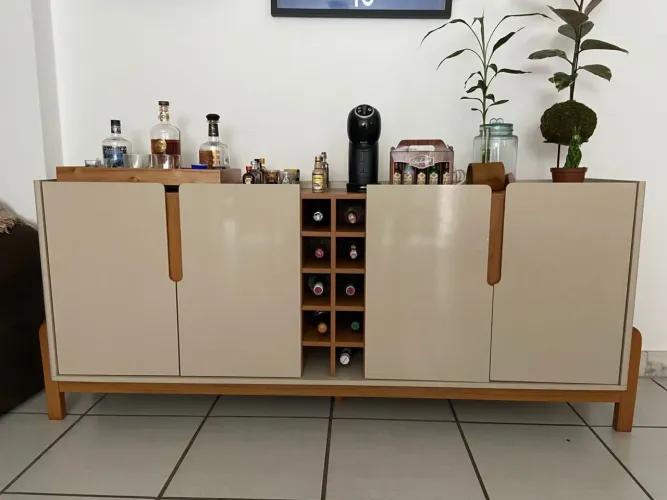 Armário para bebidas e outros 