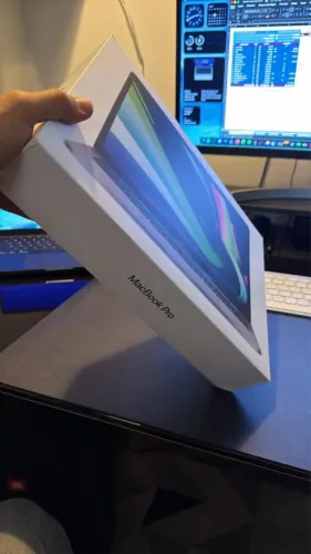 Vendo MacBook Pro 13,3? M1 - 2020