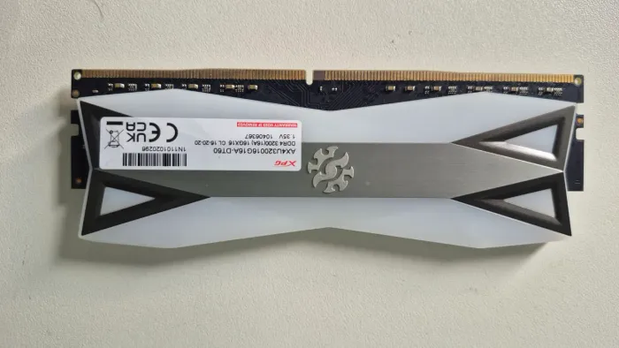 Memória DDR4 16GB XPG 3200Mhz - CL 16-20-20