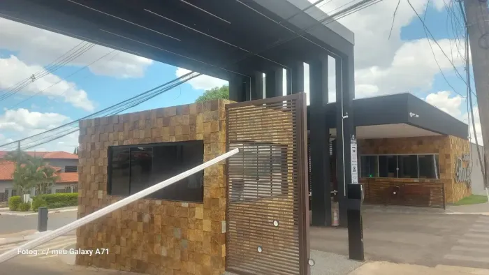 Vicente Pires aluguel casa 5 quartos lote 800 condomínio 24 horas