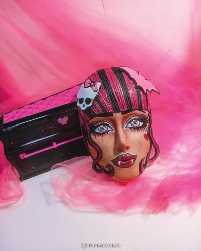 Draculaura Monster high rosto face 