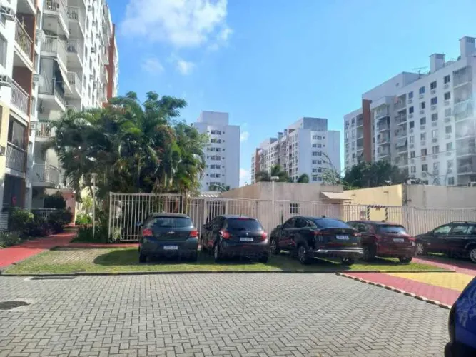Apartamento : Padrão / Residencial / Anil