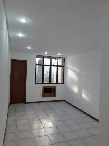 Aluguel, Sala Comercial com 24m², São Pedro, Belo Horizonte.