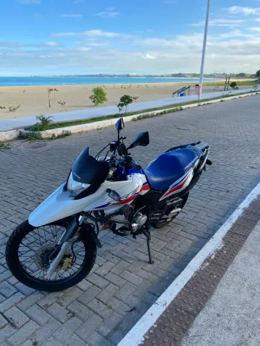 Honda XRE 300 2018 ABS -Capitão América