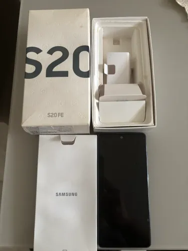 Samsung S20FE