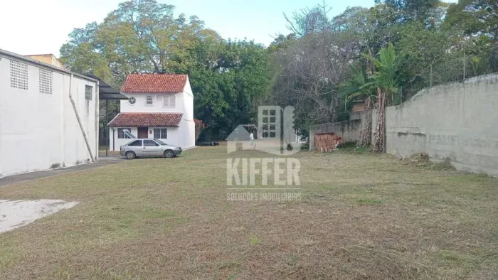 Área à venda, 764 m² por R$ 2.300.000,01 - Itaipu - Niterói/RJ