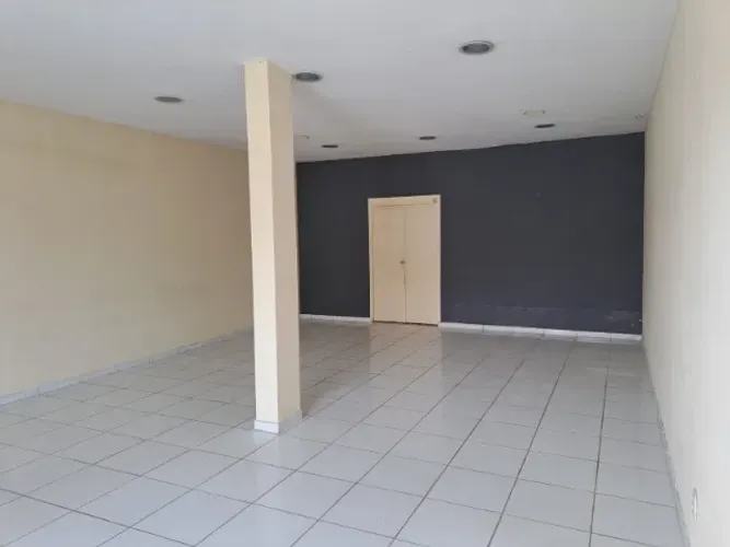? ALUGA-SE LOJA COMERCIAL NO CENTRO - 70m² | RIO DAS OSTRAS/RJ