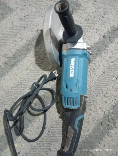 Vendo Esmerilhadeira! 400 reais contato *
