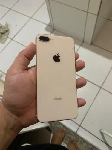 iPhone 8 Plus