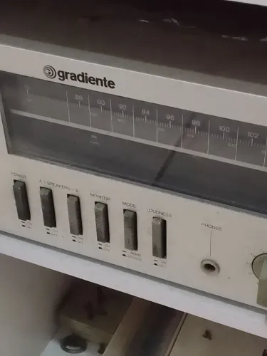 Receiver Gradiente -Am/FM Modelo1060.