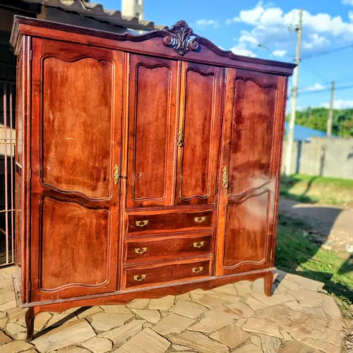 GUARDA ROUPA ANTIGO LUIZ XV 