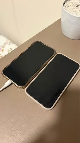 IPHONE 13 e IPHONE 12 