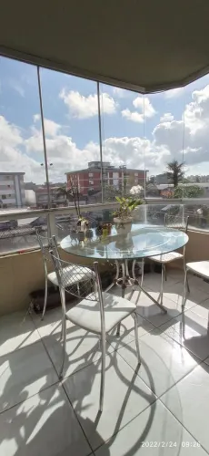 Apartamento com sacada
