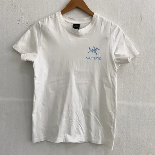 Camiseta Arc'teryx, Branca, Tamnho M - Usado