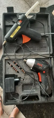 Parafusadeira skil + pistola de cola