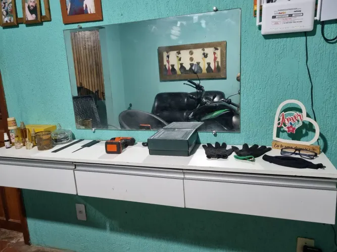 Balcao para salão de beleza 350