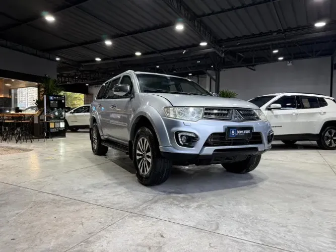 Mitsubishi Pajero HPE 3.2 4X4 T.i. Dies. 5P Aut. 2018