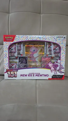 Box 151 Mew e Mewtwo