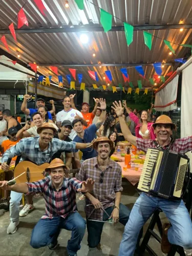 Banda de Forró Pé de Serra (Trio Nordestino)