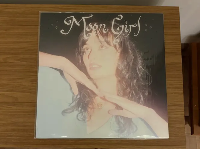 LP Moon Girl Ha Vay (edição de colecionador)