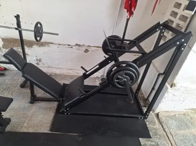 Leg Press 45° Profissional Aparelho De Perna Robusto