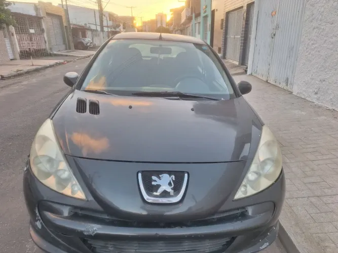 Peugeot 207 X-line 1.4 Flex 8V 5P 2010