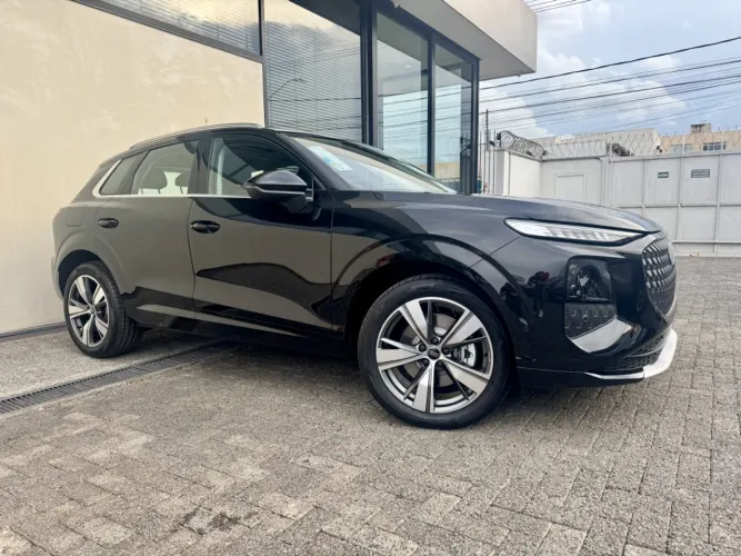 Audi Q3 SPB Perf.black Plus 2.0 TFSI Tip.quat 2026