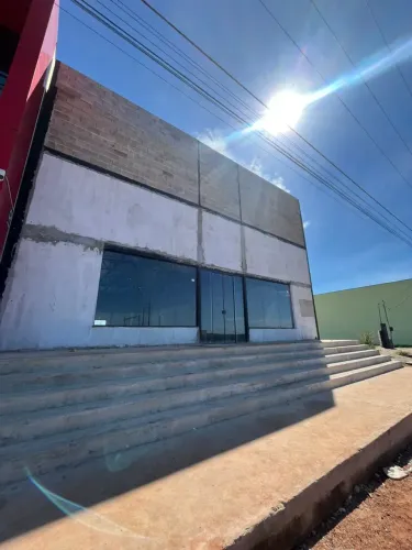 Salas Comerciais Galeria Luzimall | Luzimangues