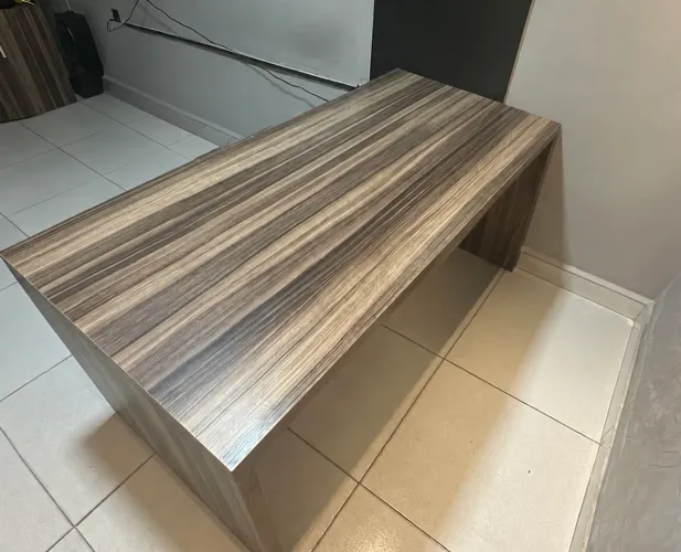 Mesa de escritório 