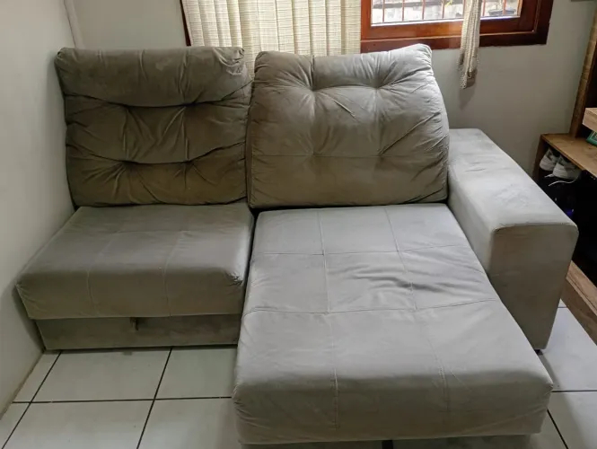 Sofá reclinado e retratil 2 módulos ( Usado bem conservado)