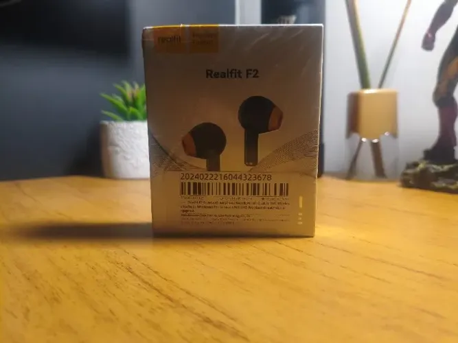 Fones Realfit F2 TWS Bluetooth - R$ 70