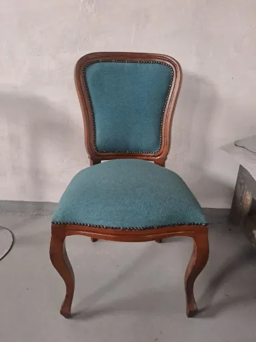 6 cadeiras desse modelo da foto, extrema qualidade, estilosas, vintages