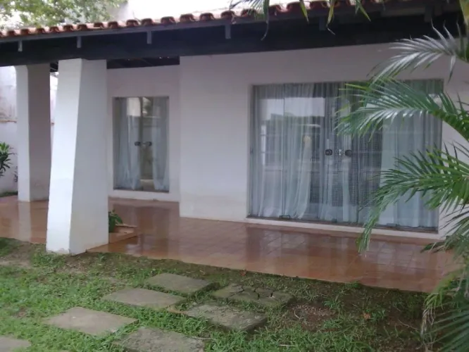Enseada Guarujá menos de 1 quadra da Praia