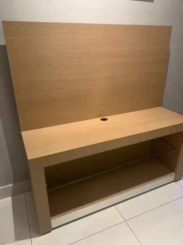 Rack com painel fixo 1,35