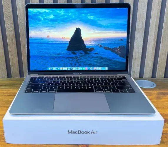 MacBook Air A1932 2019 Retina I5 Mem 8gb Com Caixa