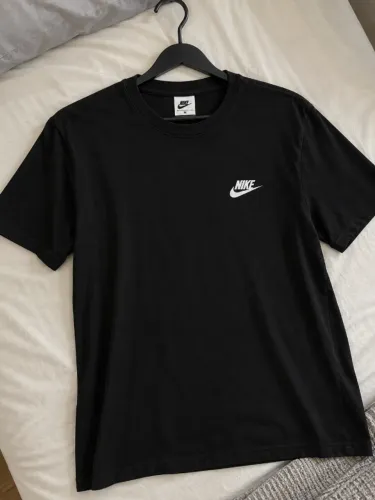 Camiseta Nike Preta Básica Lisa