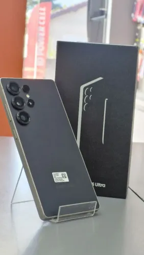 Samsung s25 ultra 256GB 12RAM NOVO