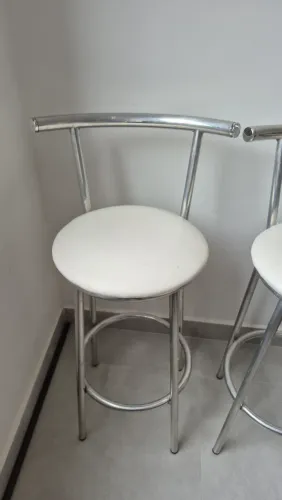 Banquetas alta em Alumínio