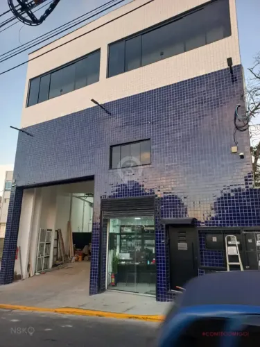 PRÉDIO COMERCIAL E RESIDENCIAL À VENDA  EXCELENTE OPORTUNIDADE EM REGISTRO/SP