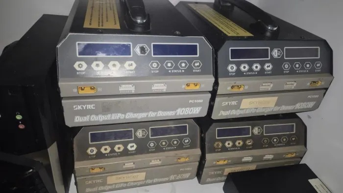 Carregador de Baterias Dois Canais SKYRC PC1080
