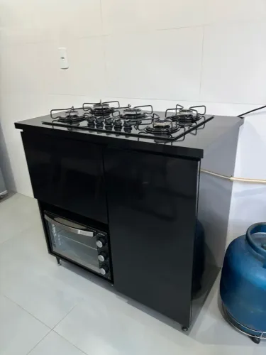 Fogão compactado com móvel