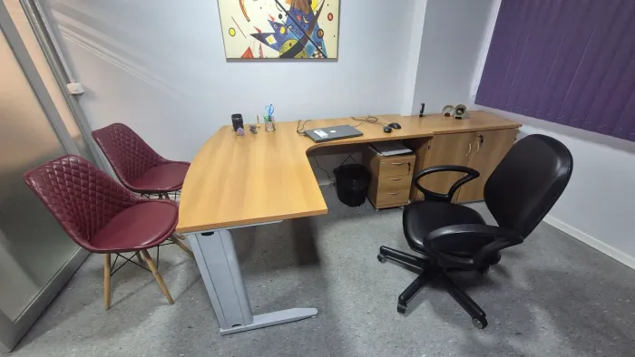 Mesas de escritório em L