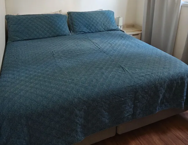 Cama box + colchão king 