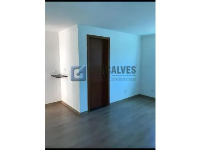 Galpão Comercial à Venda em Vila Camilópolis (Santo André) 175m² Internos + 150m² Externo