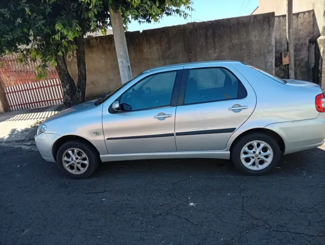 Fiat Siena ELX 1.4 MPI Fire Flex 8V 4P 2007