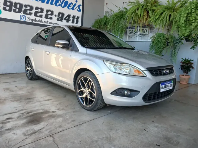 Ford Focus 2.0 16v/ 2.0 16V Flex 5P 2013