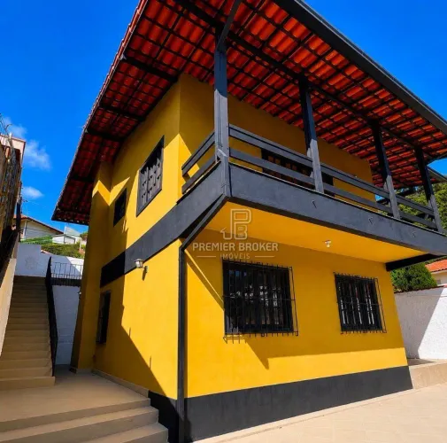 Casa com 3 dormitórios à venda, 118 m² por R$ 750.000,00 - Pimenteiras - Teresópolis/RJ