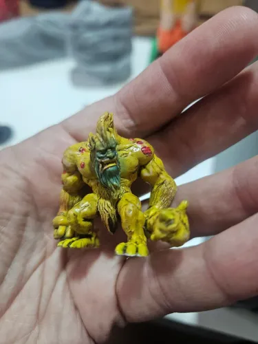 Boneco Pé Grande Monster in my Pocket