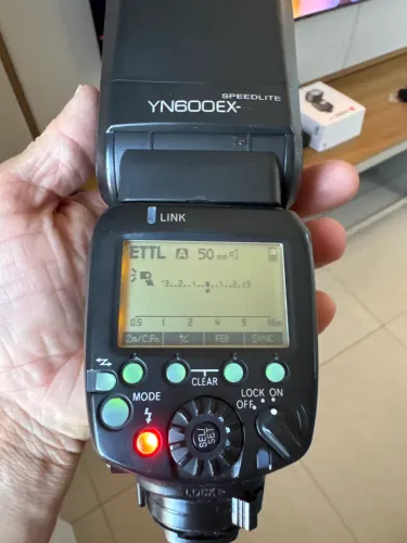Flash YN 600 EX